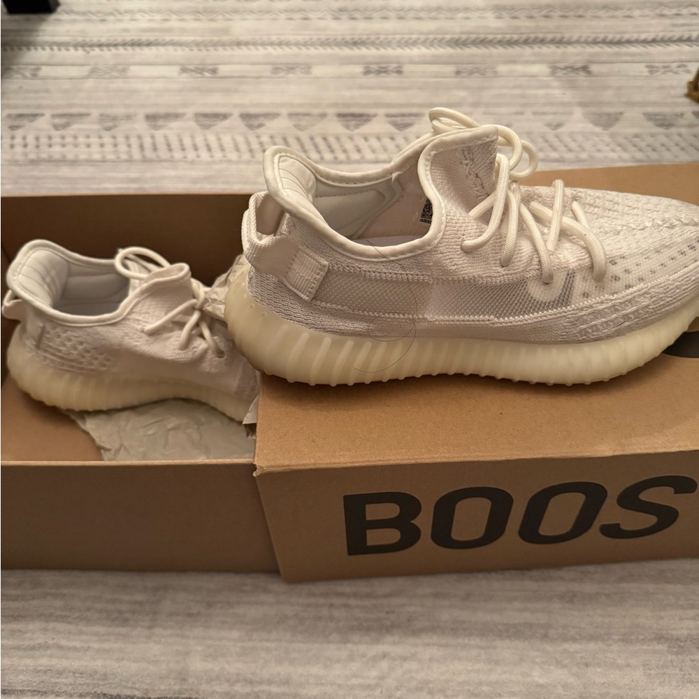 Adidas Yeezy Boost 350 V2 in Cream White